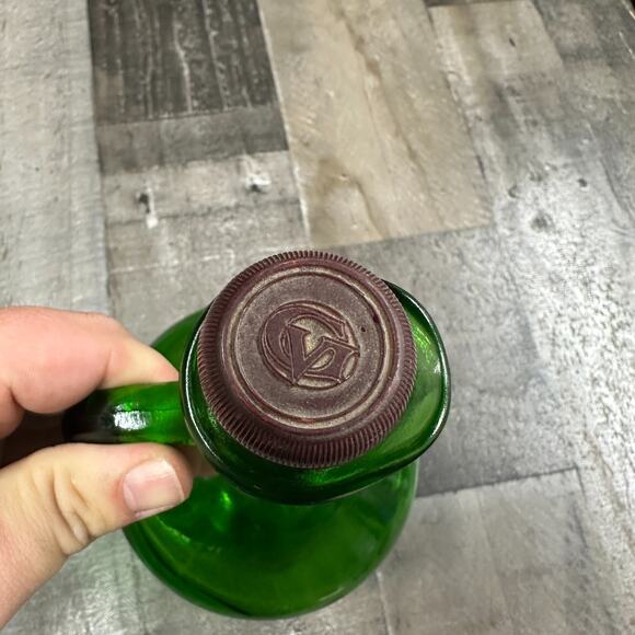 Vintage Wine Green Glass Decanter Bottle Long Neck Handle - Picture 6 of 8